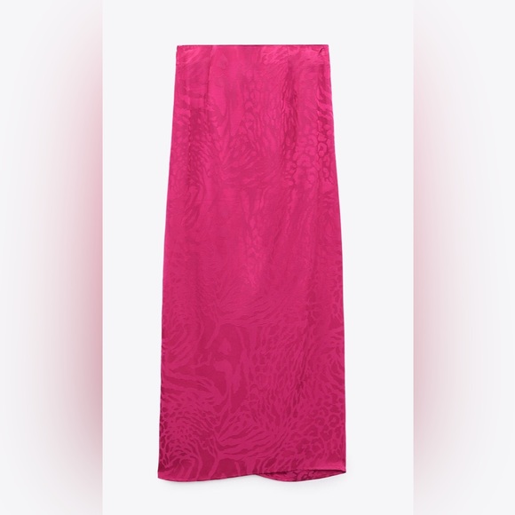 ZARA fuschia wrap skirt with buckle size large - Picture 4 of 11
